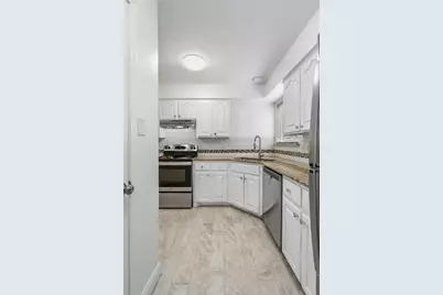 201 E 35th Street #B, Austin, TX 78705 - Photo 8