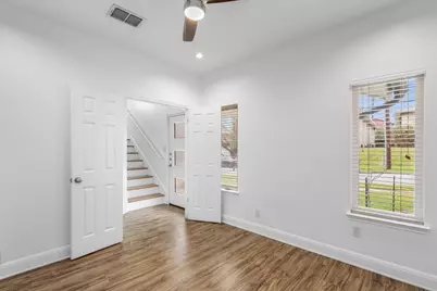 201 E 35th Street #B, Austin, TX 78705 - Photo 12