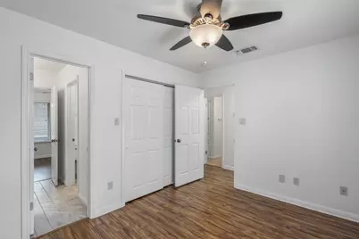 201 E 35th Street #B, Austin, TX 78705 - Photo 22