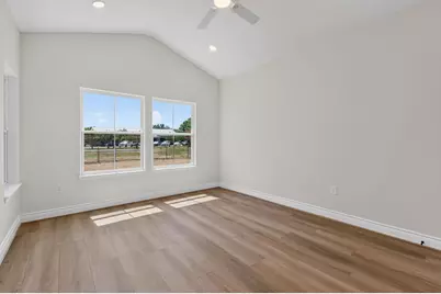 362 Stagecoach Trail, San Marcos, TX 78666 - Photo 16
