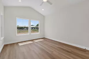 362 Stagecoach Trail, San Marcos, TX 78666 - Photo 16