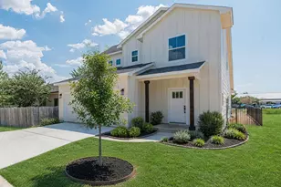 362 Stagecoach Trail, San Marcos, TX 78666 - Photo 2