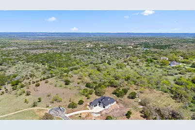 305 Running Brook Trail, Spicewood, TX 78669 - Photo 8
