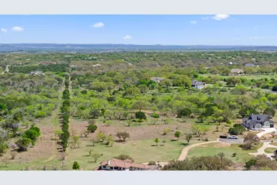 305 Running Brook Trail, Spicewood, TX 78669 - Photo 14