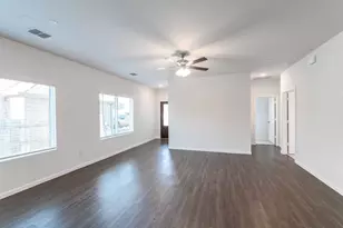 217 Everglades Dr, Kyle, TX 78640 - Photo 4