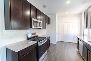 217 Everglades Dr, Kyle, TX 78640 - Photo 6