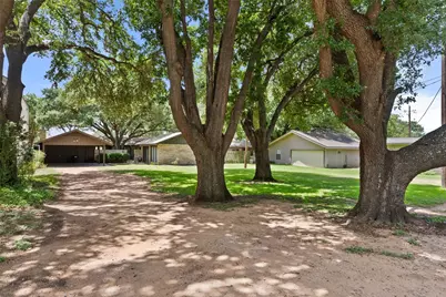 141 Perry Lane, Kingsland, TX 78639 - Photo 38
