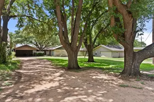 141 Perry Ln, Kingsland, TX 78639 - Photo 38