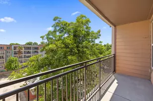 1900 Barton Springs Rd, Austin, TX 78704 - Photo 14