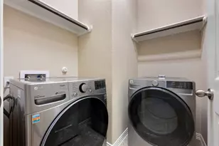 8113 Cannon Ct, Lago Vista, TX 78645 - Photo 14