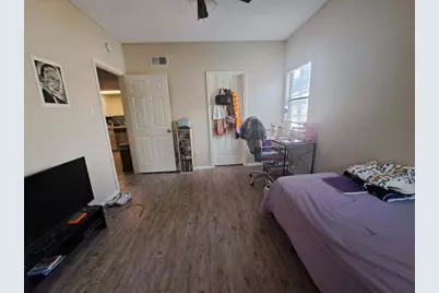 706 W 22nd Street #203, Austin, TX 78705 - Photo 4