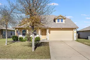 704 Mitchell Dr, Hutto, TX 78634 - Photo 2