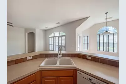 11112 Jockey Bluff Drive, Austin, TX 78748 - Photo 12
