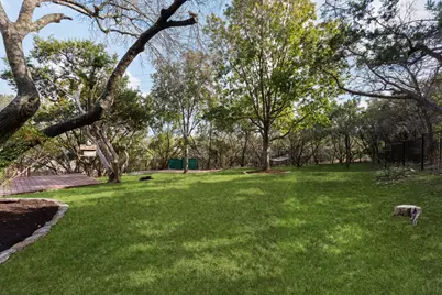 204 Los Altos Drive, Lakeway, TX 78734 - Photo 4