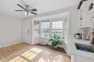 1202 E 29th St, Austin, TX 78722 - Photo 16