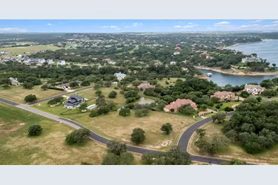 25701 Cliff Circle, Spicewood, TX 78669 - Photo 4