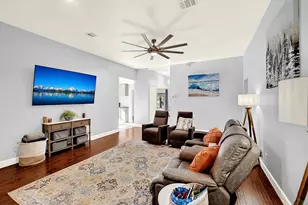 228 Deertrail Dr, San Marcos, TX 78666 - Photo 10