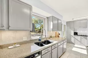 228 Deertrail Dr, San Marcos, TX 78666 - Photo 8