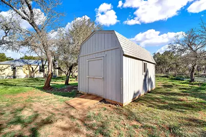 228 Deertrail Drive, San Marcos, TX 78666 - Photo 36
