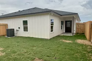 401 Cr 306, Jarrell, TX 76537 - Photo 18