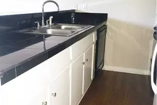 600 W 51st St, Austin, TX 78751 - Photo 6