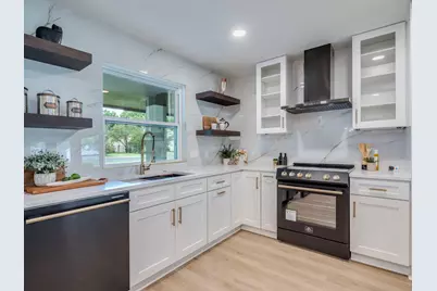 13505 Broadmeade Avenue, Austin, TX 78729 - Photo 8