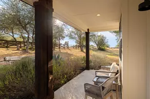32045 Mirela Ann Rd, Dripping Springs, TX 78620 - Photo 34