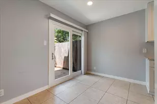 1703 Coronado Hills Dr, Austin, TX 78752 - Photo 14