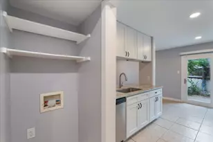1703 Coronado Hills Dr, Austin, TX 78752 - Photo 12