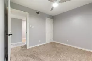 1703 Coronado Hills Dr, Austin, TX 78752 - Photo 22