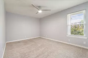 1703 Coronado Hills Dr, Austin, TX 78752 - Photo 16