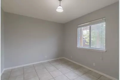 6905 Broad Brook Drive, Austin, TX 78747 - Photo 10