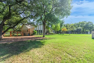 204 Mesa Drive, Georgetown, TX 78628 - Photo 2