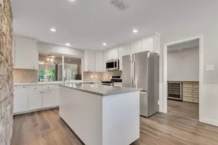 204 Mesa Dr, Georgetown, TX 78628 - Photo 10