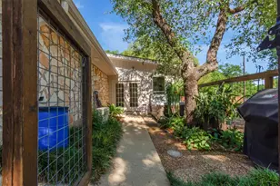 204 Mesa Dr, Georgetown, TX 78628 - Photo 30