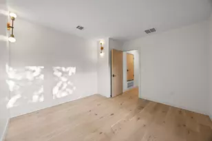 3007 Village Dr, Austin, TX 78731 - Photo 26