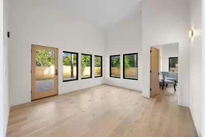 3007 Village Drive, Austin, TX 78731 - Photo 16