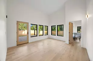 3007 Village Dr, Austin, TX 78731 - Photo 16