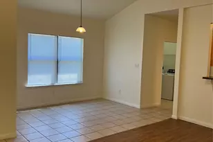 1105 Advance St, San Marcos, TX 78666 - Photo 6