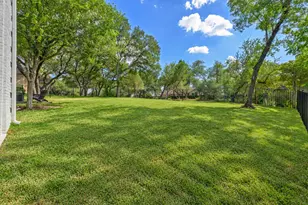 1603 Falcon Ledge Dr, Austin, TX 78746 - Photo 22