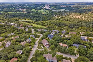 1603 Falcon Ledge Dr, Austin, TX 78746 - Photo 38