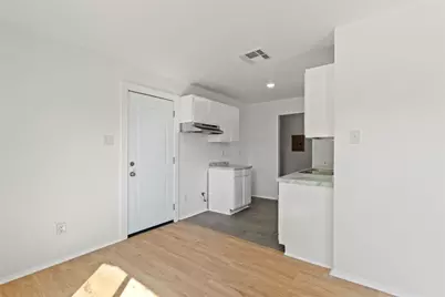 310 Barrhall Drive, Round Rock, TX 78664 - Photo 10