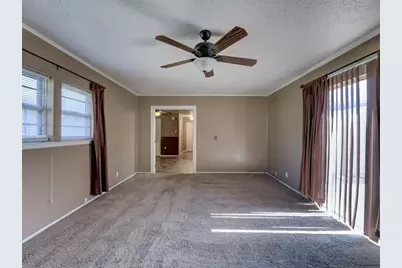 103 Lackey, Florence, TX 76527 - Photo 38