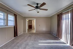 103 Lackey, Florence, TX 76527 - Photo 38