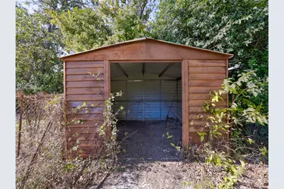 103 Lackey, Florence, TX 76527 - Photo 8