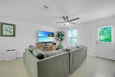 36 Trinity Circle, Lockhart, TX 78644 - Photo 16