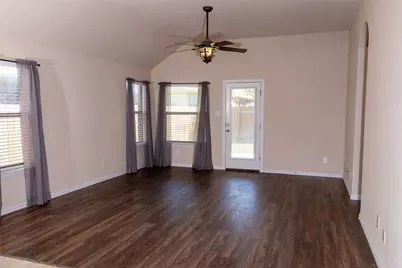 734 Oyster Creek, Buda, TX 78610 - Photo 12