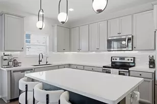2105 Town Centre Dr, Round Rock, TX 78664 - Photo 10