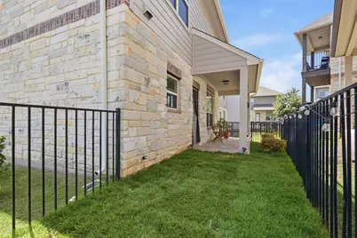 2105 Town Centre Drive #40, Round Rock, TX 78664 - Photo 26