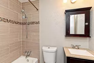 2401 Manor Rd, Austin, TX 78722 - Photo 24